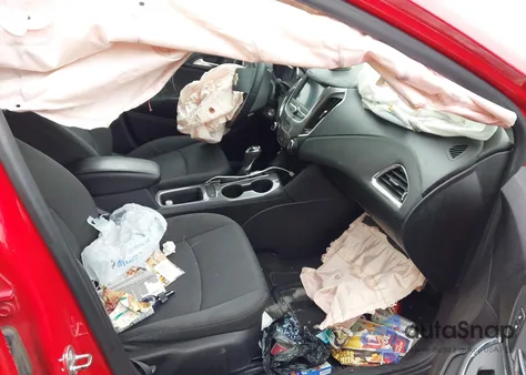 2019 Chevrolet Cruze Lt from USA, damaged, VIN 1G1BE5SM0K7112792